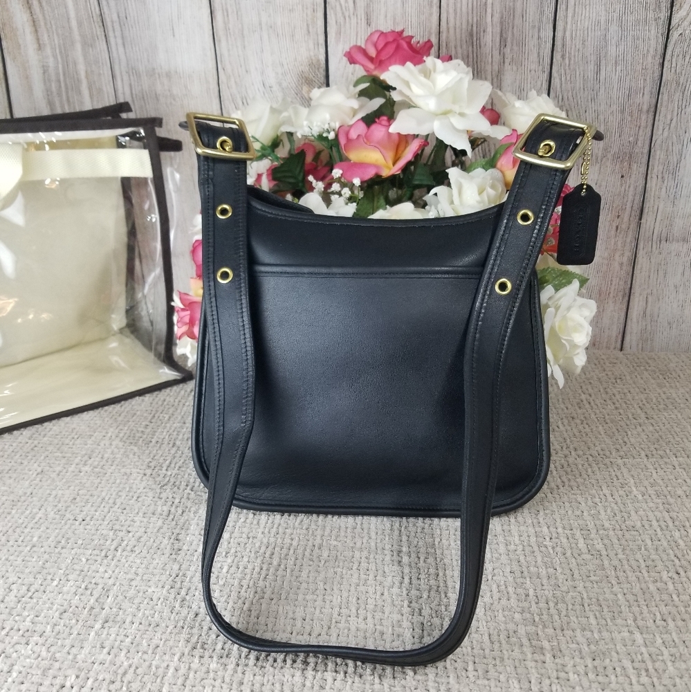 Vintage Coach Legacy Zip Crossbody #9966 Black